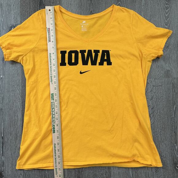 Iowa Hawkeyes Mens Shirt  2XL Gold Black Tee T‎ Nike College Sports Logo - Picture 4 of 7